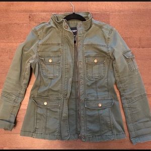 Small green Kensie military style jacket.